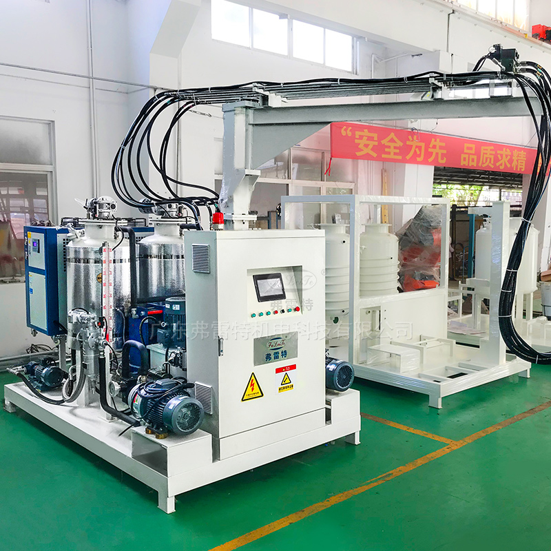 動(dòng)車減震墊高壓發(fā)泡機(jī)